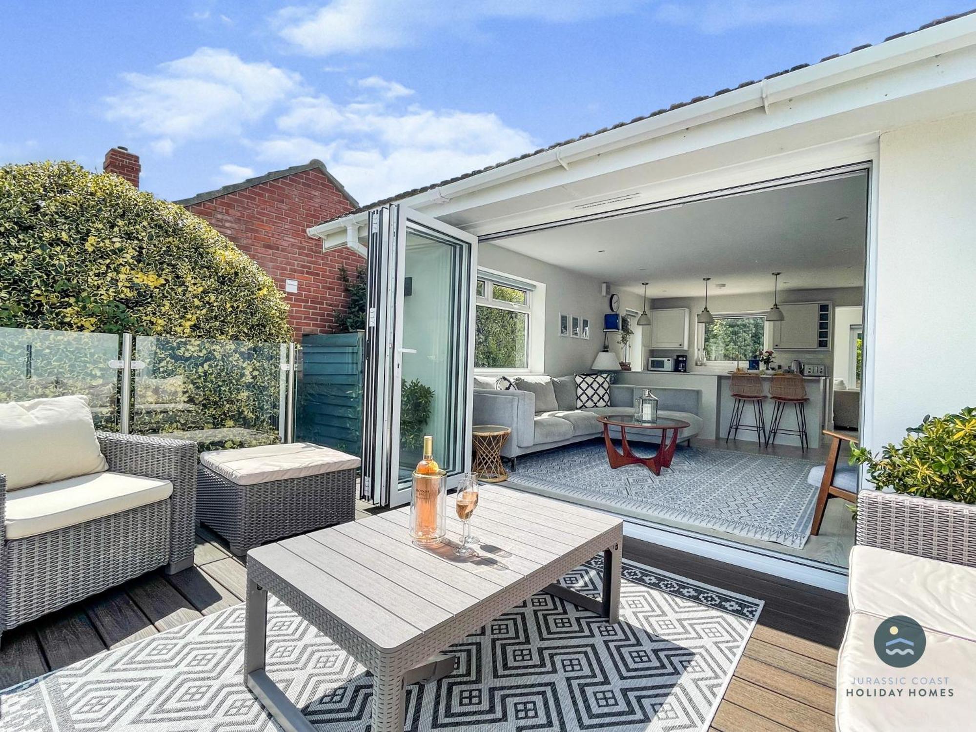 Seafeathers - Luxury Holiday Home With Sea Views Overcombe Eksteriør bilde